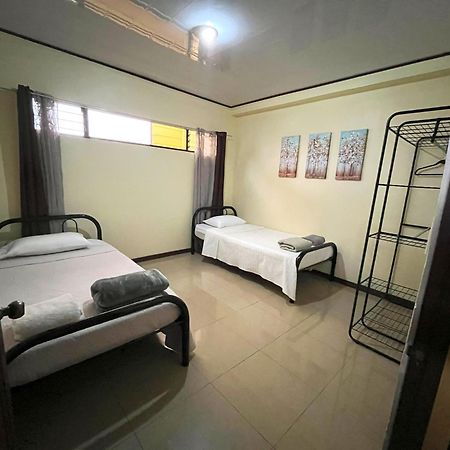 Apartamentos Guzman El Tejar Екстериор снимка