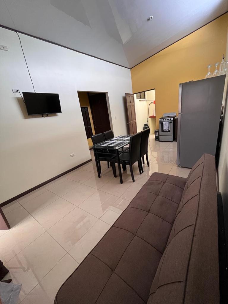 Apartamentos Guzman El Tejar Екстериор снимка