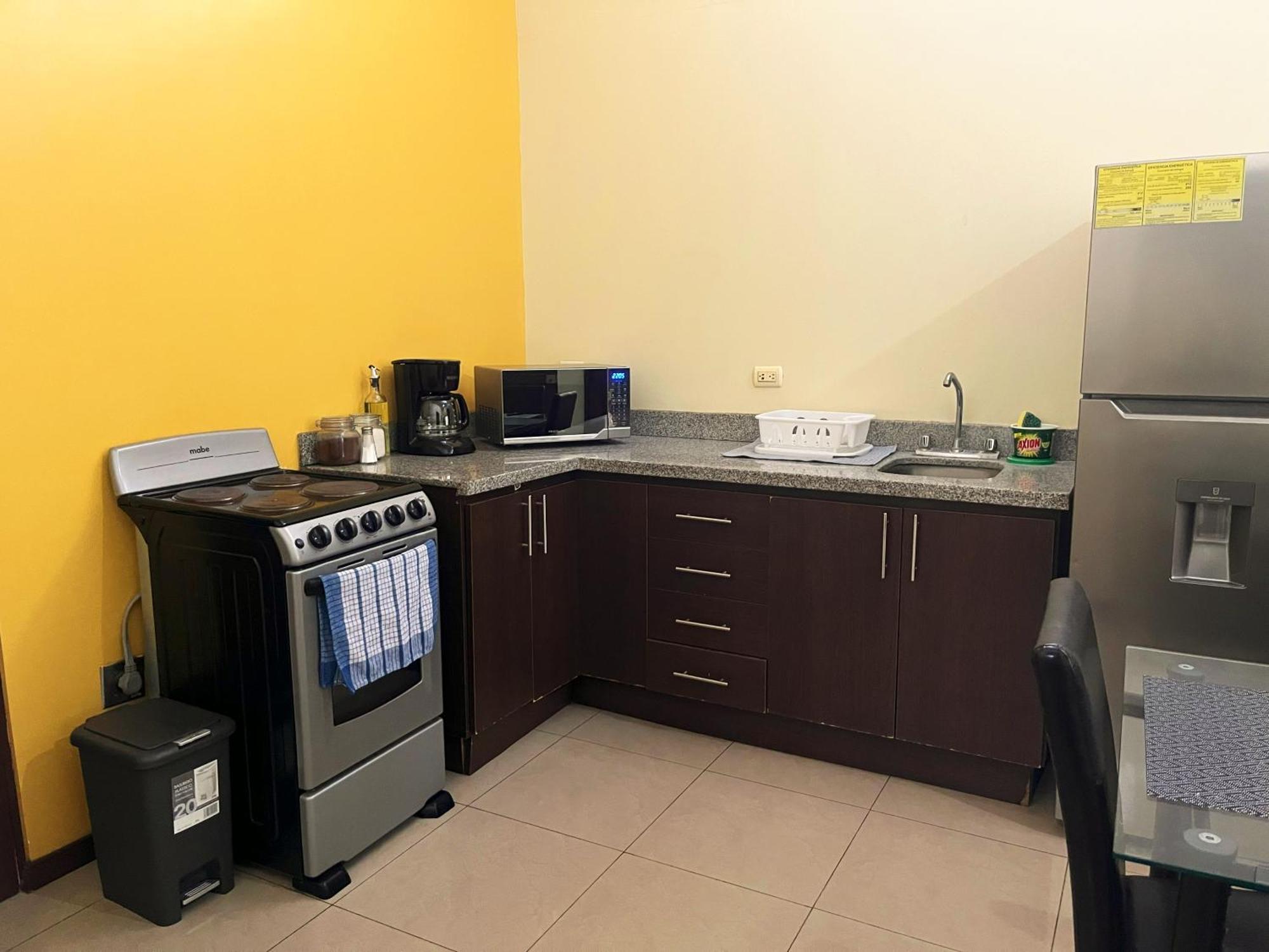 Apartamentos Guzman El Tejar Екстериор снимка