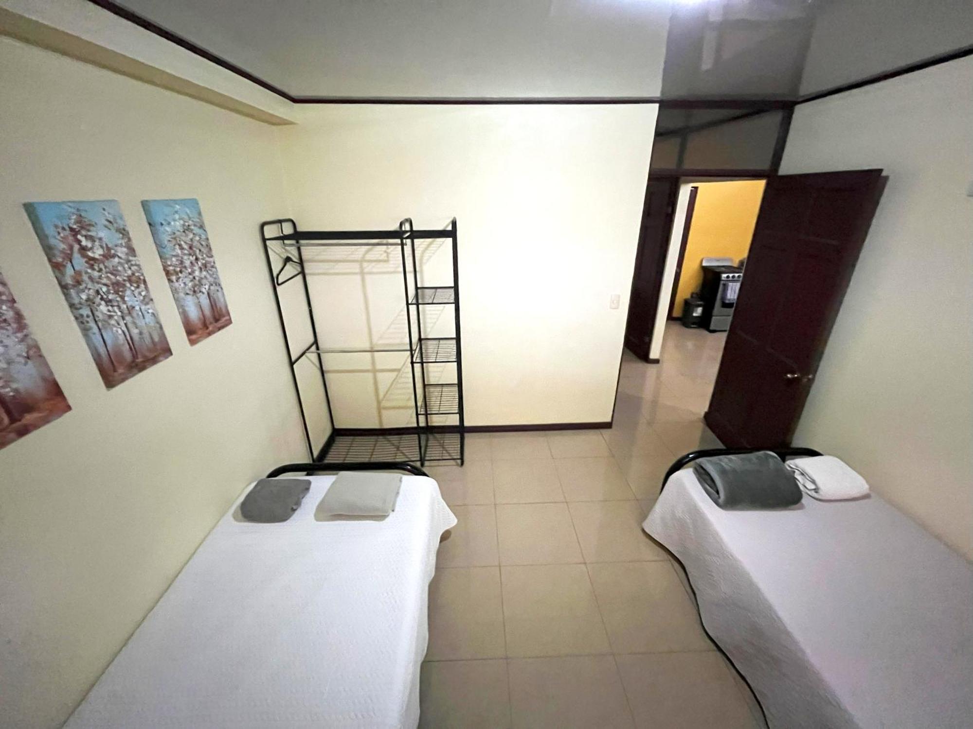 Apartamentos Guzman El Tejar Екстериор снимка