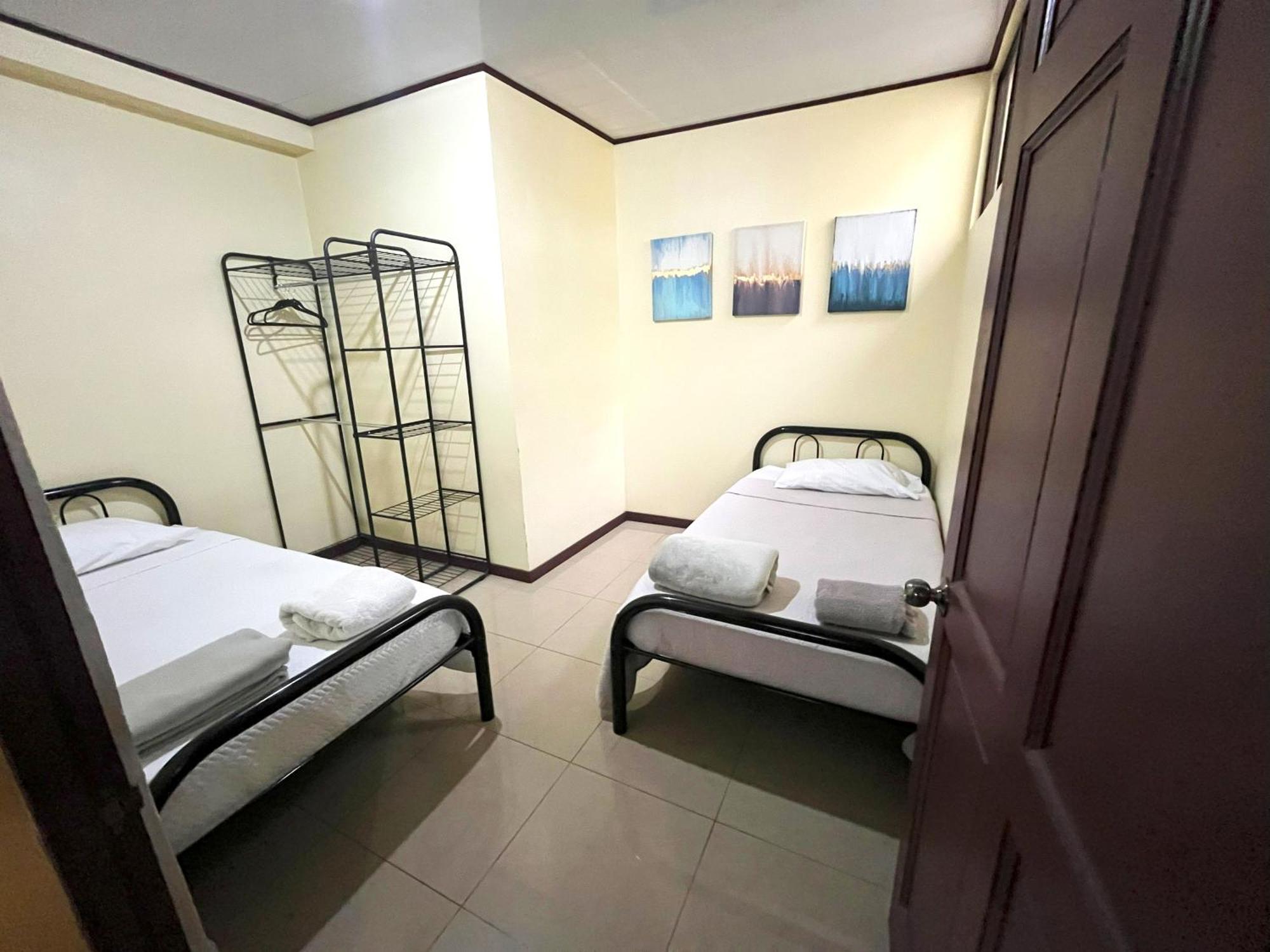 Apartamentos Guzman El Tejar Екстериор снимка