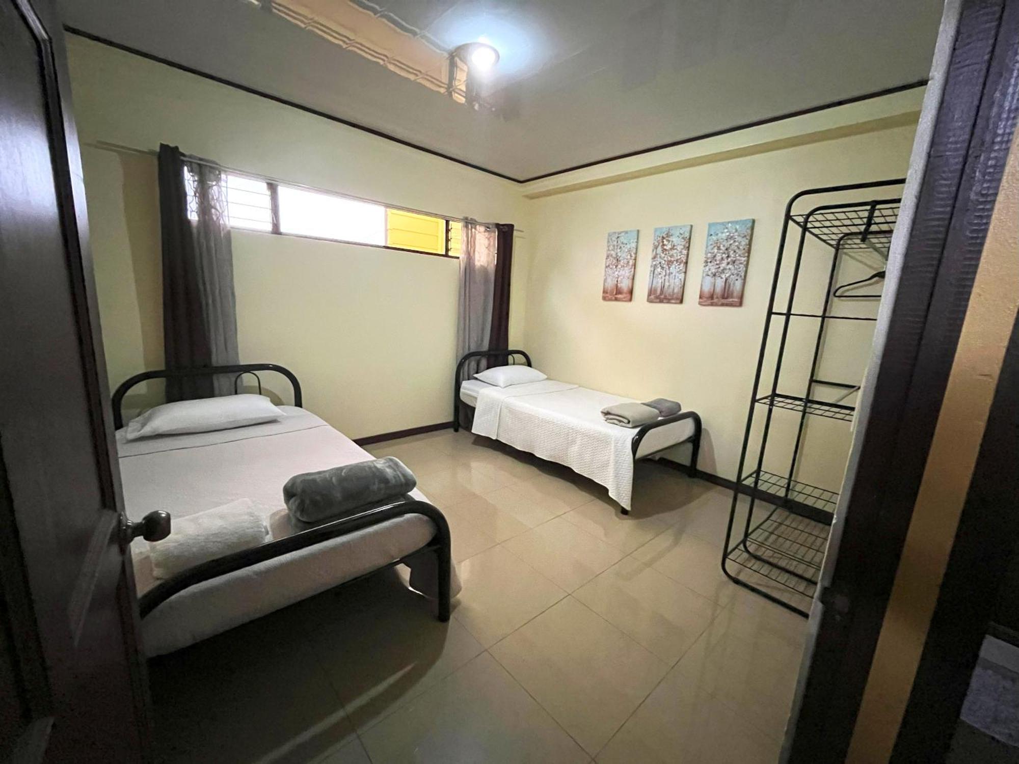 Apartamentos Guzman El Tejar Екстериор снимка