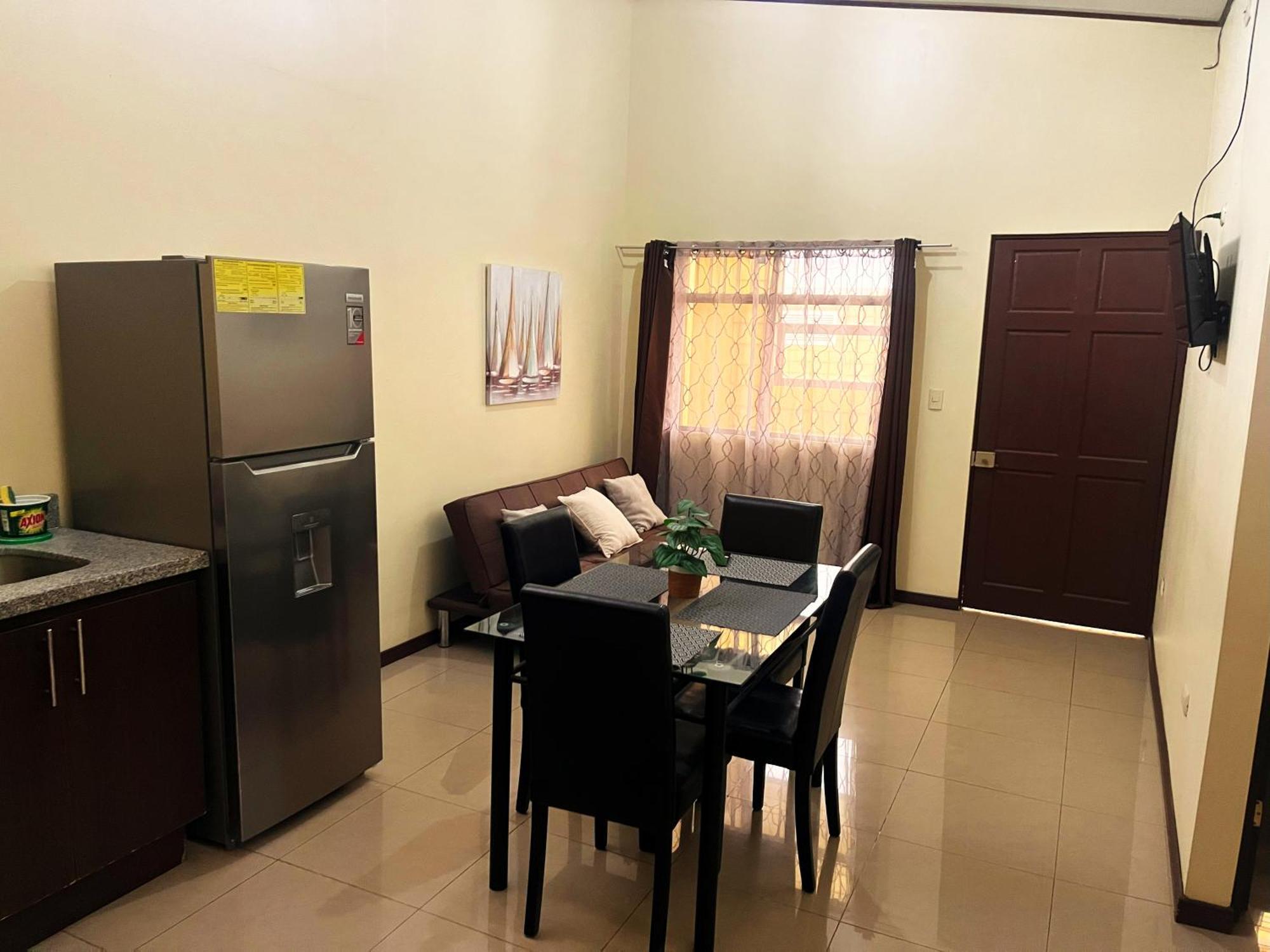 Apartamentos Guzman El Tejar Екстериор снимка