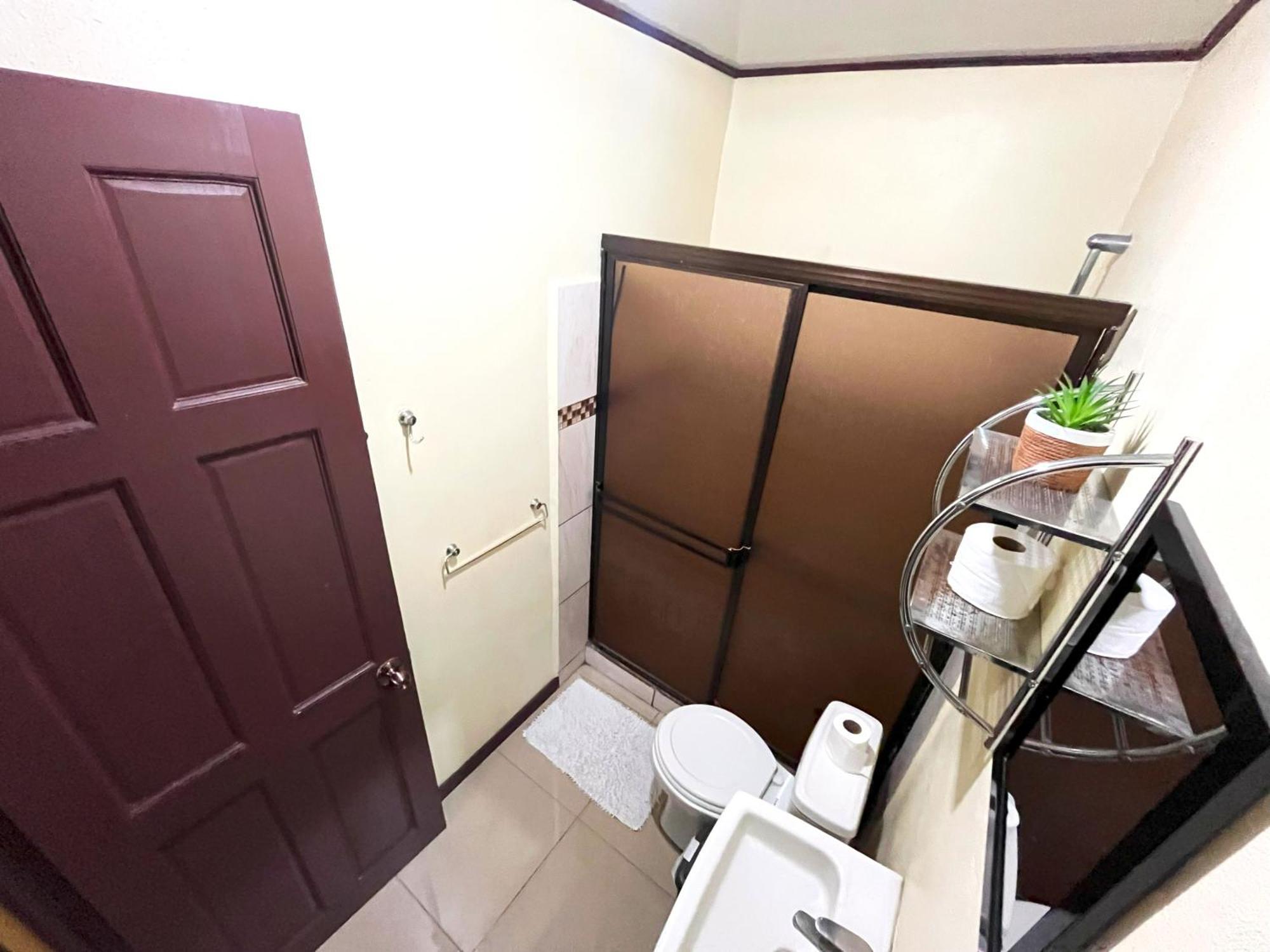 Apartamentos Guzman El Tejar Екстериор снимка