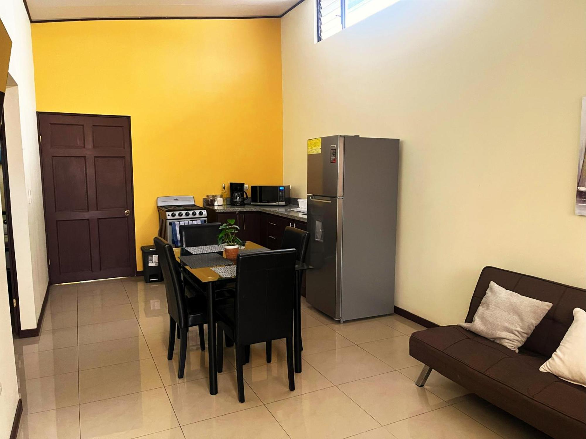 Apartamentos Guzman El Tejar Екстериор снимка